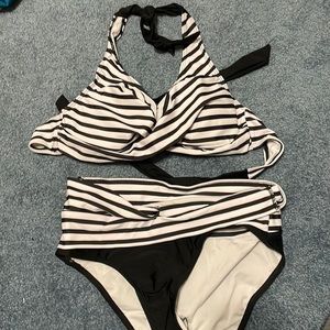 Never Worn, Black&White Striped Bikini